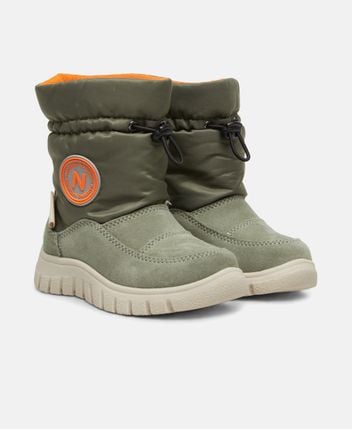 Winter boots