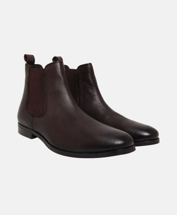 Chelsea boots
