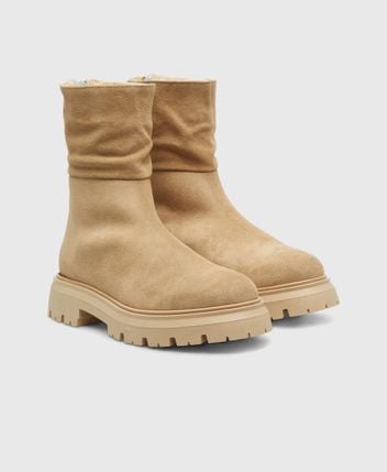 Winter boots