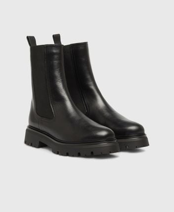 Chelsea boots