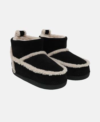 Winter boots