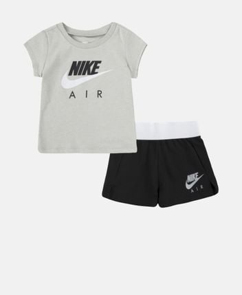 T-shirt and shorts set