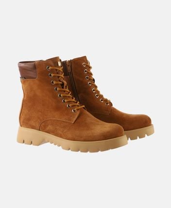 Winter boots