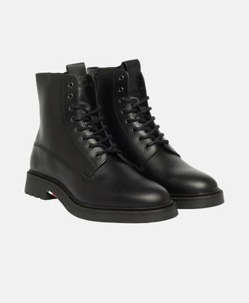 Lace-up ankle boot