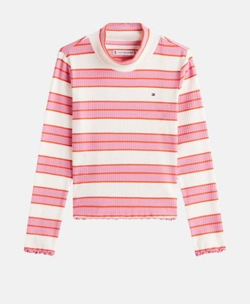 Long-sleeved top