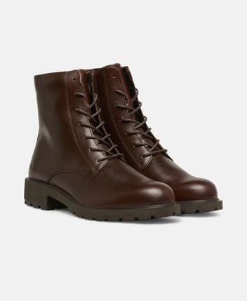 Lace-up ankle boot