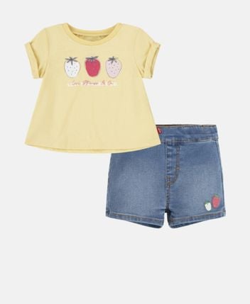 T-shirt and shorts set