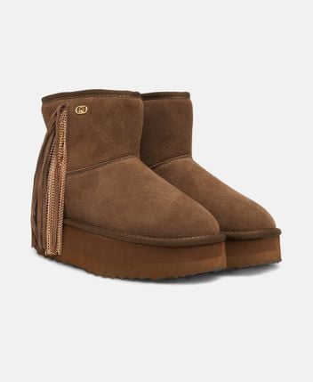 Winter boots