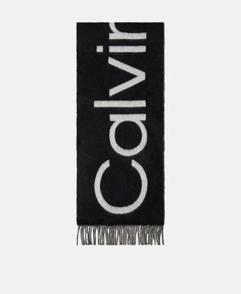 Wool scarf