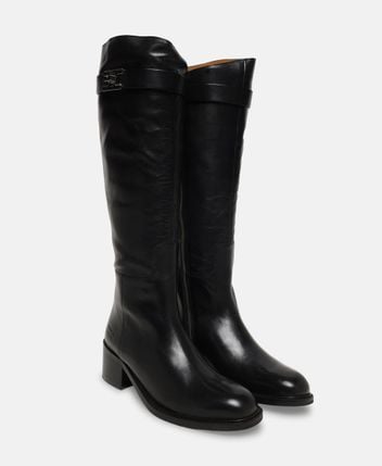 Boots Shay 4