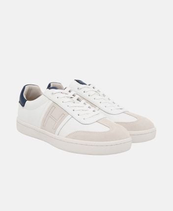 Sneakers Bond Archive