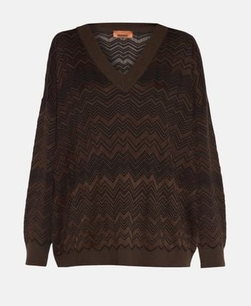 Long-sleeved jumper