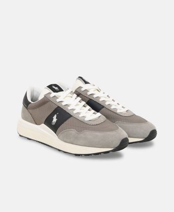 Sneakers Train 89