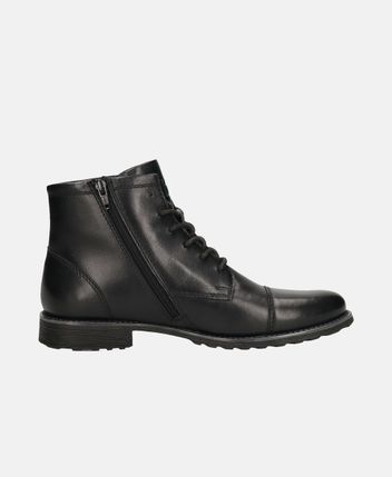 Lace-up ankle boot
