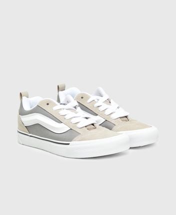 Sneakers Knu Skool