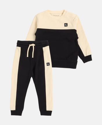 Track suit