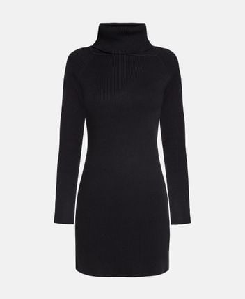 Knitted dress