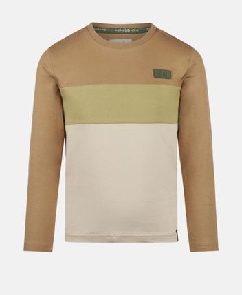 Long-sleeved top