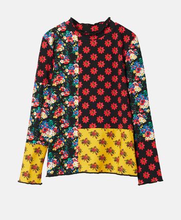 Long-sleeved top