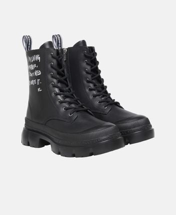 Lace-up ankle boot
