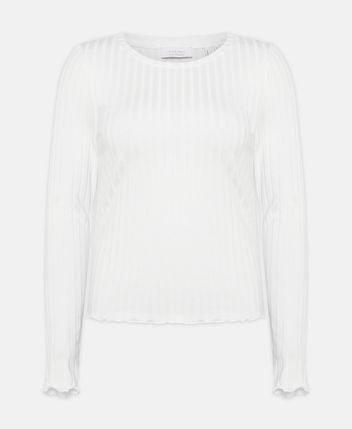 Long-sleeved top