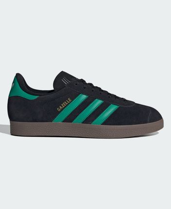 Walking shoes