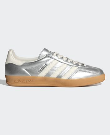 Walking shoes