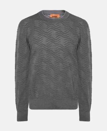 Long-sleeved jumper