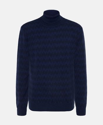 Wool pullover