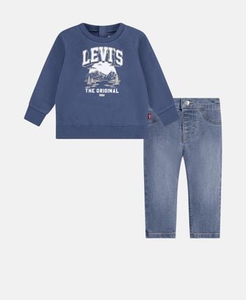 Sweatshirt and jeans set