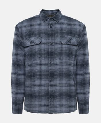 Long-sleeved shirt