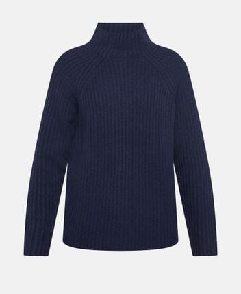 Wool pullover