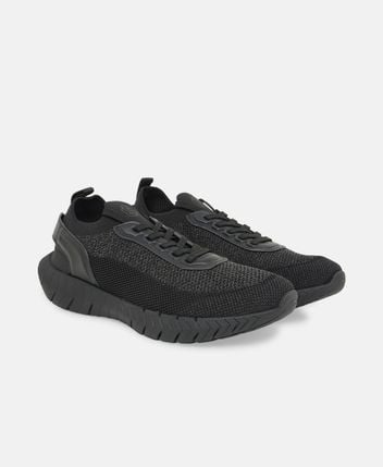Running shoes Motion