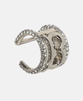 Ear cuff