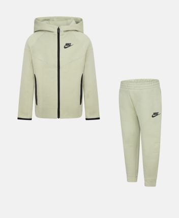 Track suit