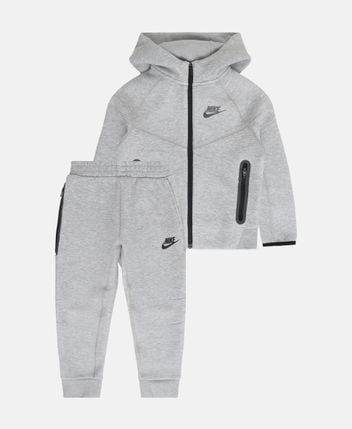 Track suit