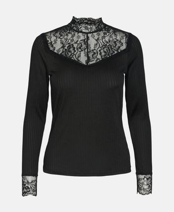 Long-sleeved blouse