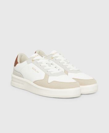 Sneakers University M Court
