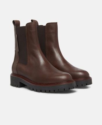 Chelsea boots