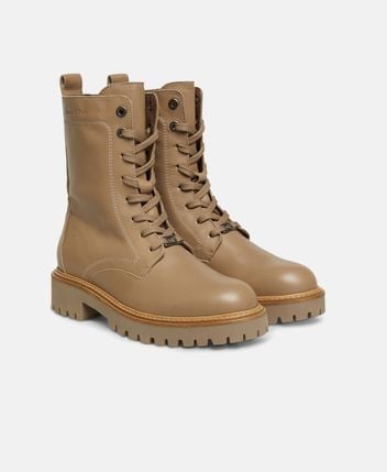 Lace-up boots