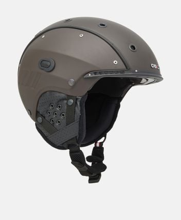Ski helmet