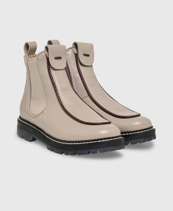Chelsea boots