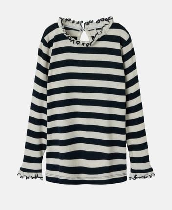 Long-sleeved top