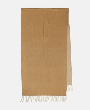 Wool scarf