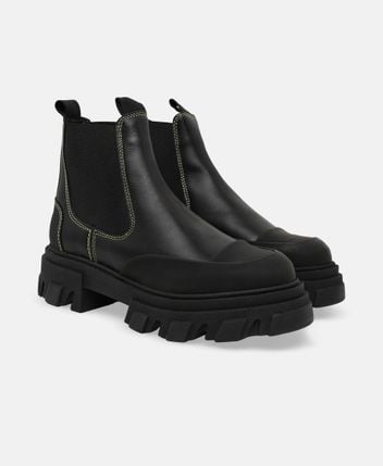 Chelsea boots