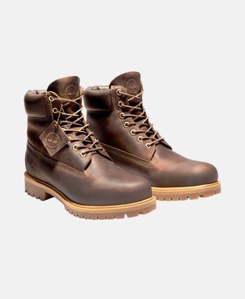 Lace-up ankle boot