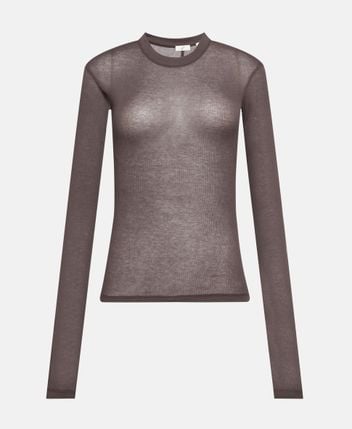 Long-sleeved top