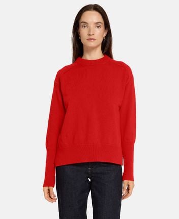 Wool pullover