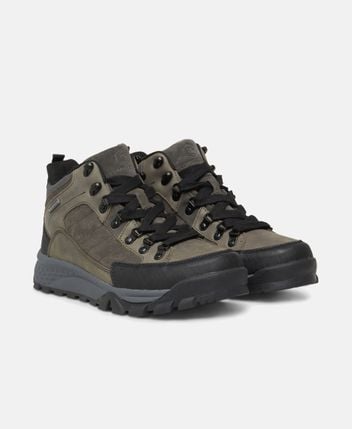 Lace-up ankle boot