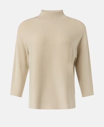 Long-sleeved jumper